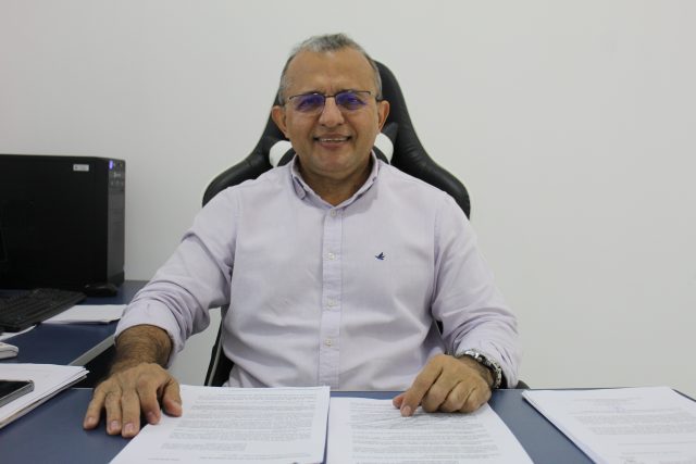 Prefeitura de Picos adere a Normativa de imposto de renda retido na fonte