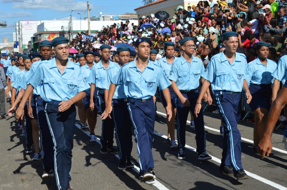 Prefeitura de Picos realiza Desfile de 7 de Setembro histórico para a cidade