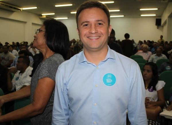 Júnior Bill, prefeito de São Pedro do PI, participa de evento de filiação do Progressistas