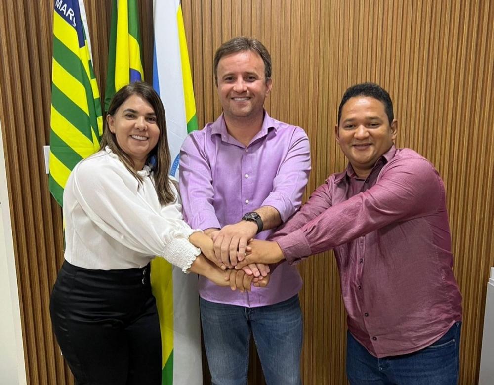 Pré-candidata à Prefeitura de São Pedro do Piauí, Nádia Alencar adere ao grupo político do prefeito Júnior Bill