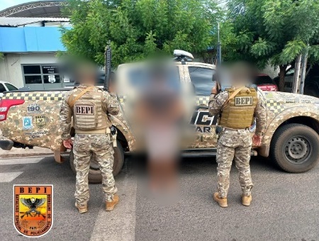 Motorista de van com mandado de prisão em aberto é preso na cidade de Picos