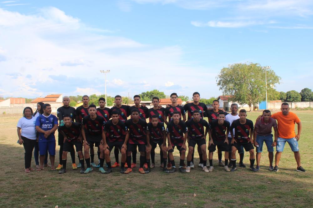 São Gonçalo - PI | Escolinha Bom de Bola SGB derrota Escolinha do Futuro e fatura a Copa Intermunicipal Estudantil Sub-19