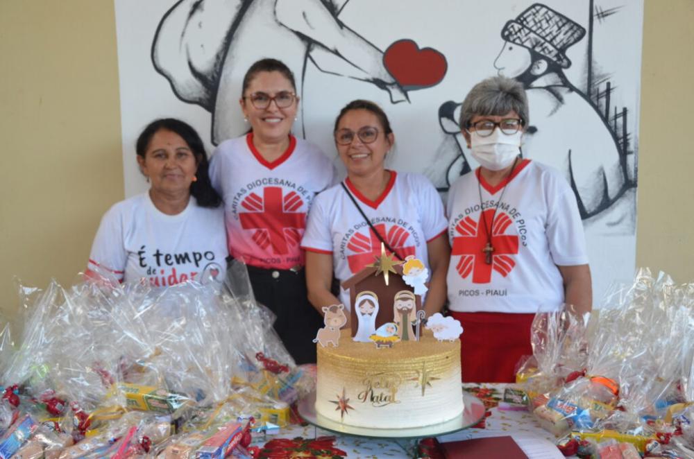 Cáritas Diocesana de Picos promove confraternização com pessoas em situação de rua