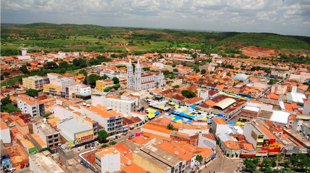 Alerta: homem finge ser bombeiro militar para aplicar golpe na cidade de Picos