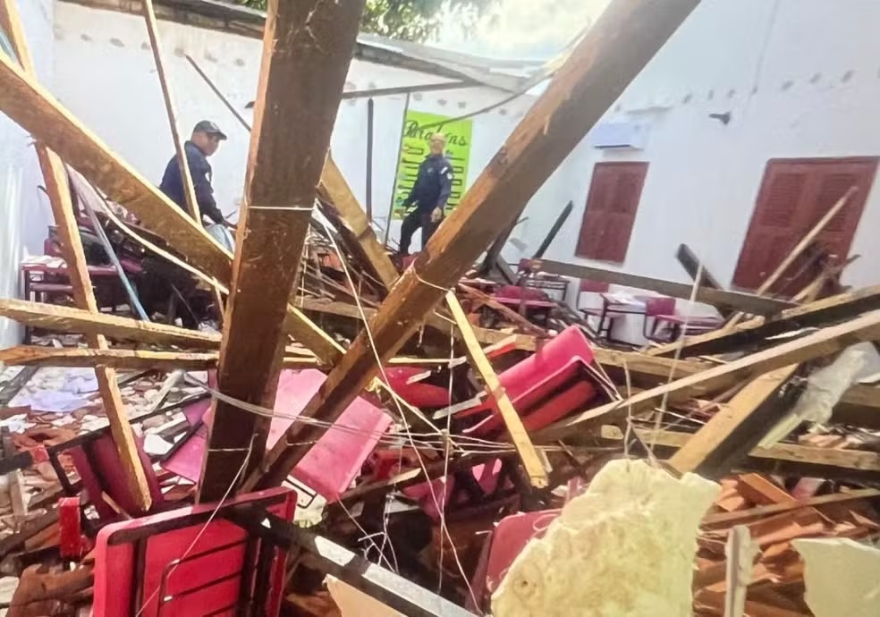 Teto de escola desaba em município do interior do Piauí; 17 crianças ficaram feridas