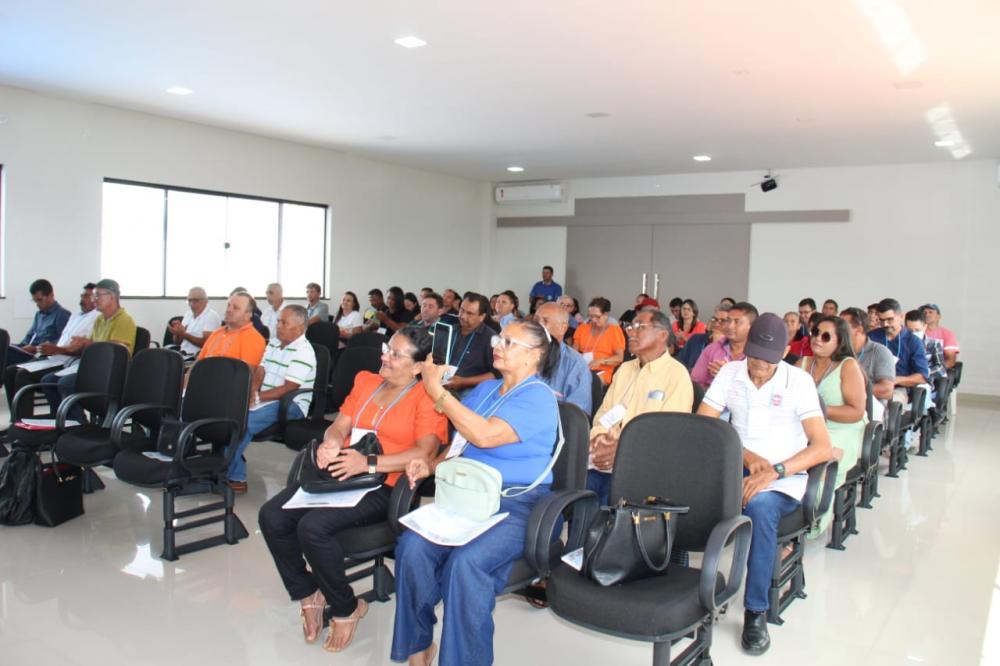 Secretária Municipal de Agricultura e Abastecimento participa de Assembleia Geral do Sisar/Piauí