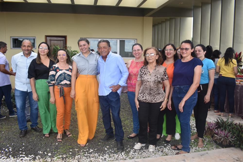 Prefeitura de Picos promove café da manhã em comemoração ao Dia da Mulher