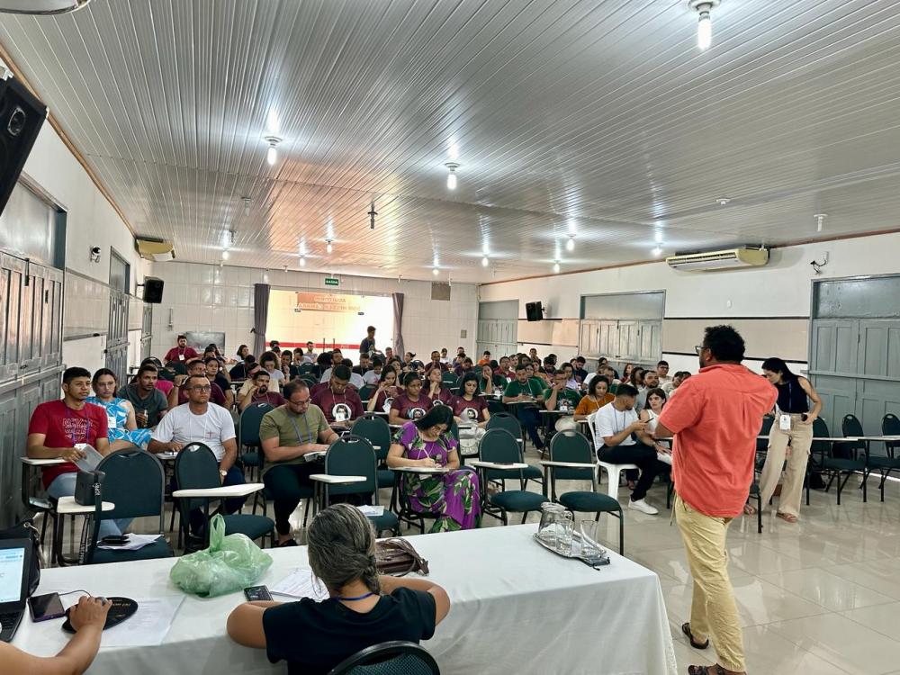 Jovens participam do I Encontro Diocesano do EJC