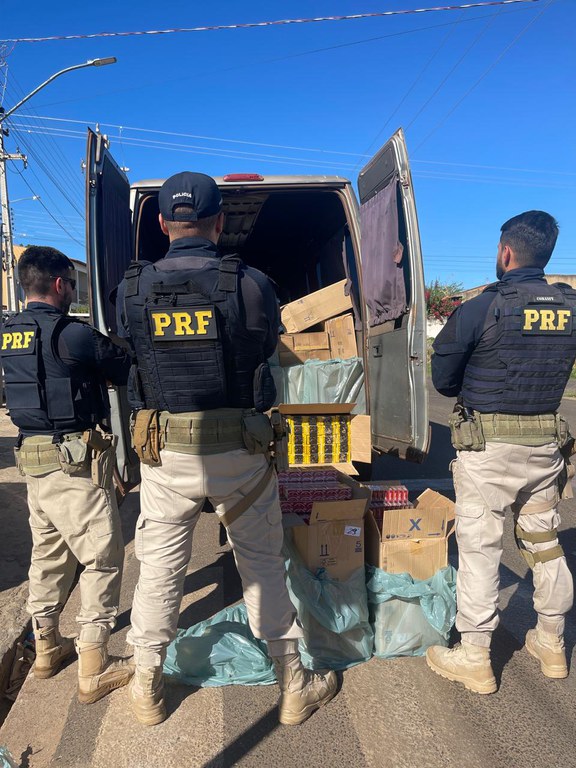 29 mil maços de cigarros são apreendidos pela PRF na cidade de Picos 