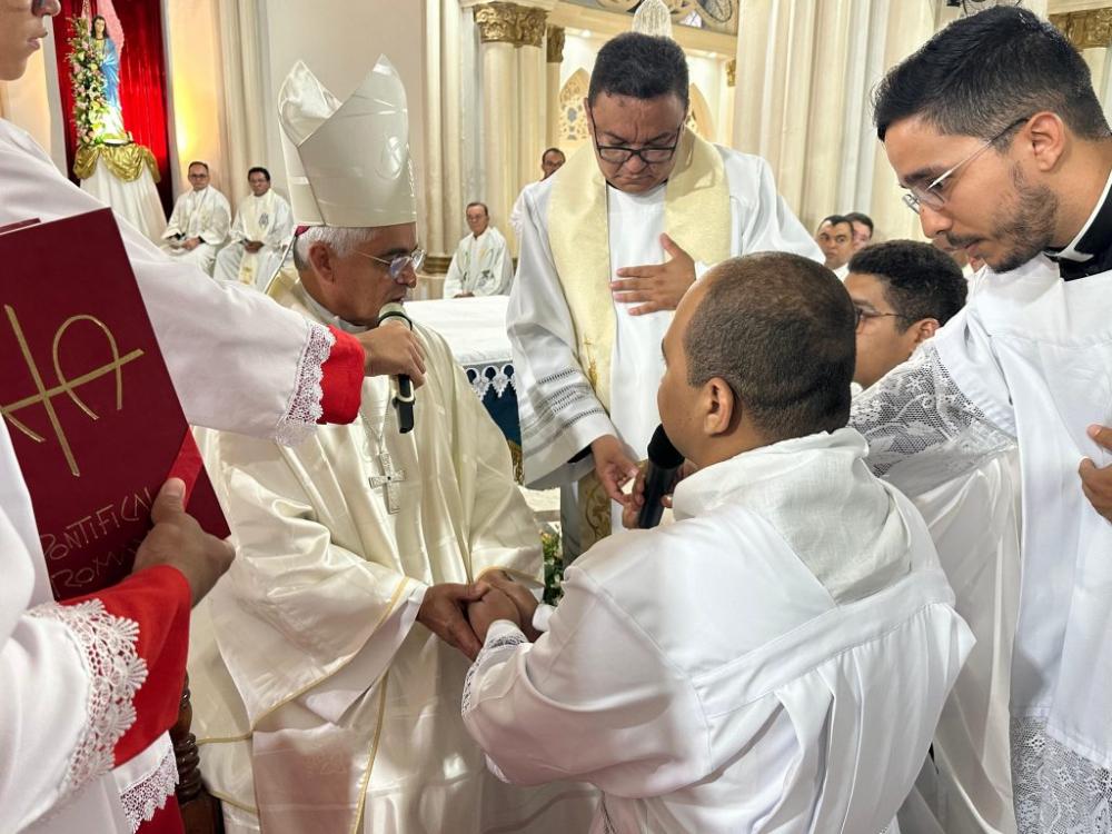 Diocese de Picos Ordena novo Diácono