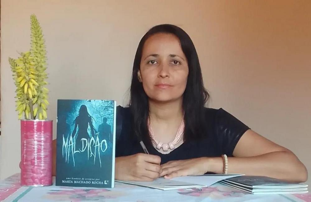 Com histórias simples e envolventes, escritora Marta Machado se destaca na produção literária nacional 