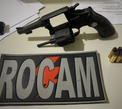 Polícia Militar prende suspeito por posse de arma de fogo em Picos