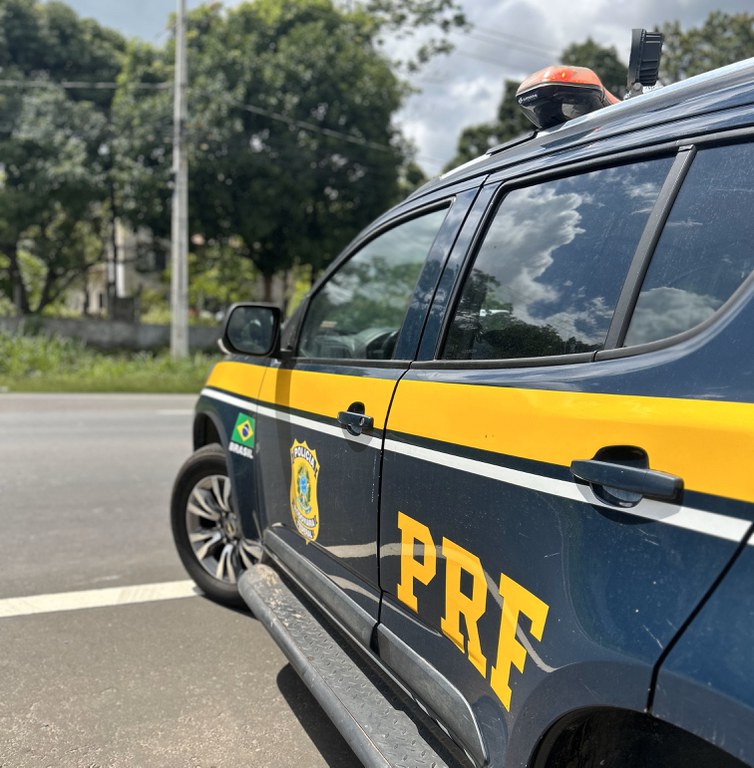 PRF em Picos recaptura, no mesmo dia da fuga, um foragido de penitenciária de Teresina