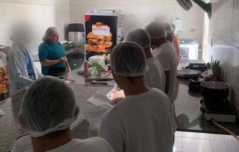 Projeto Reintegrar beneficia reeducandos de Picos e Campo Maior
