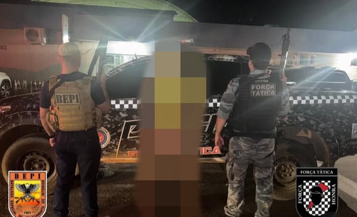 Polícia prende homem com mando de prisão em aberto, apreende arma, celulares e carro em Picos