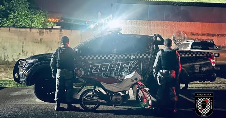 PM recupera motocicleta roubada na rodovia que liga Picos à Aroeiras do Itaim, e resgata vítima da mata após ser assaltada