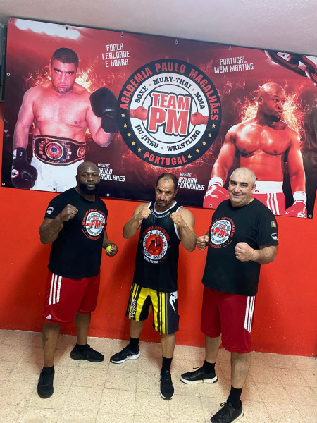 Cabo da PMPI representa corporação em competição internacional e conclui curso de artes marciais