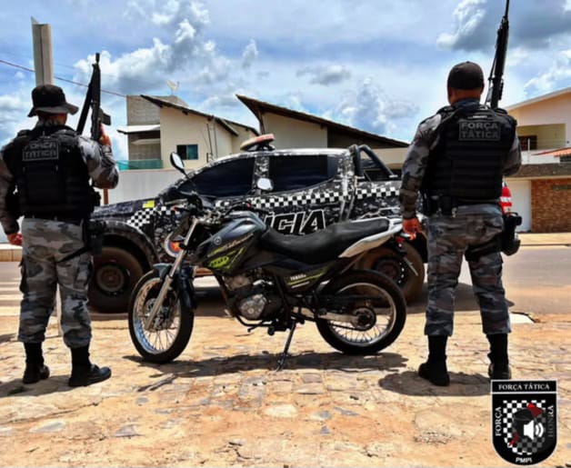 Polícia Militar recupera motocicleta furtada em Picos