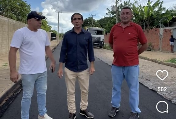 Prefeito de São Pedro do Piauí, Manim do Povo inicia ano realizando obras de pavimentação asfáltica no município
