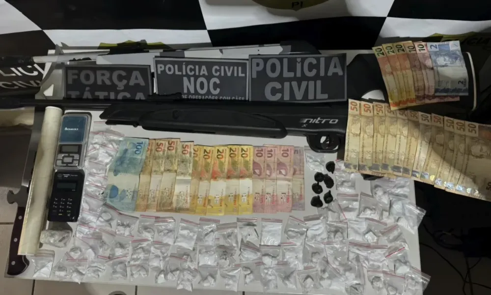 Polícia cumpre mandado de busca e apreensão em Picos