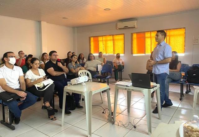 Secretaria de Saúde de Picos realiza capacitações sobre o uso do Prontuário Eletrônico do Cidadão