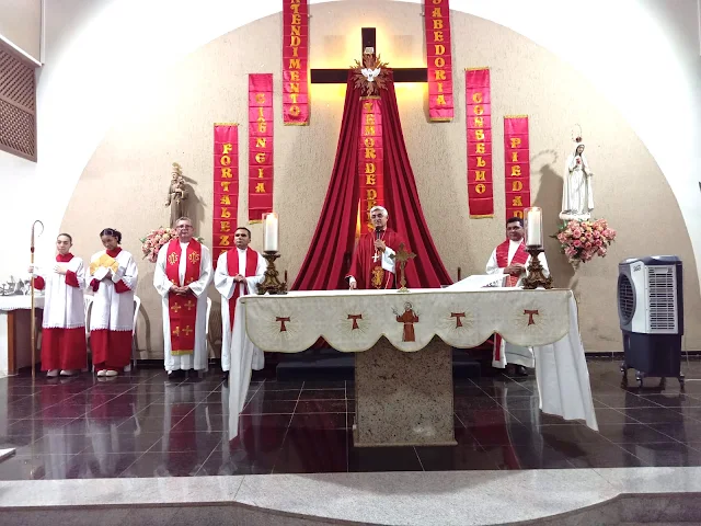 Padre Antônio Cândido (Padre Cláudio ) é acolhido como novo Vigário paroquial da Paróquia São Francisco de Assis, em Picos