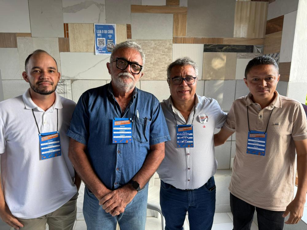 Radialistas de São Pedro do Piauí participam de Congresso Estadual de Rádios Comunitárias do Piauí