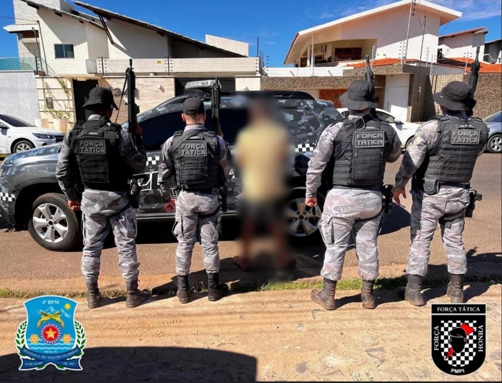 Homem é preso por tráfico de drogas durante operação policial na cidade de Picos