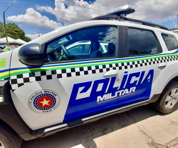 Criminosos invadem casa e raptam avó e neta em Monsenhor Gil; vítimas foram libertadas em estrada