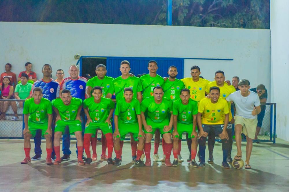 São Gonçalo do Piauí goleia Água Branca e avança à final do 4º Médio Parnaíba de Futsal