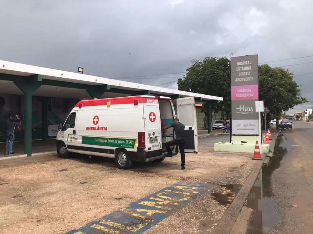 Paciente com suspeita de intoxicação por metanol é internado em hospital no Piauí