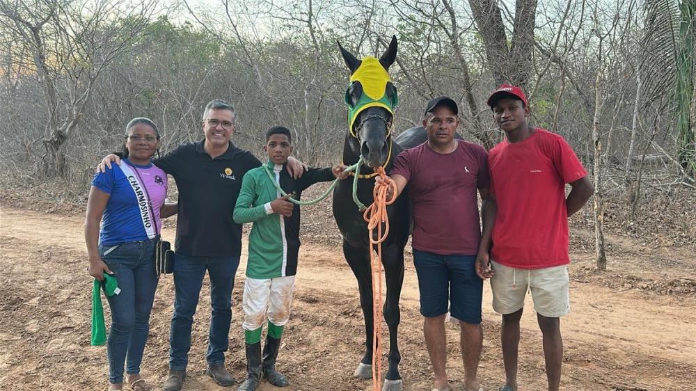 Comunidade Varjota, em Monsenhor Gil, realiza tradicional Corrida de Cavalos e abre festejos de Nossa Senhora de Fátima