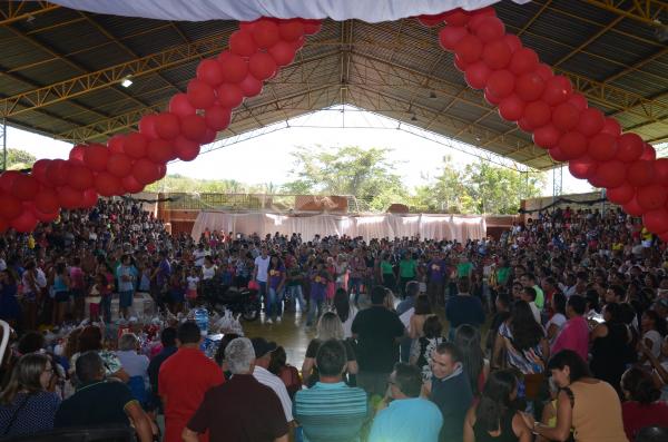 Prefeitura de Monsenhor Gil promove grande festa em comemoração ao dia das mães