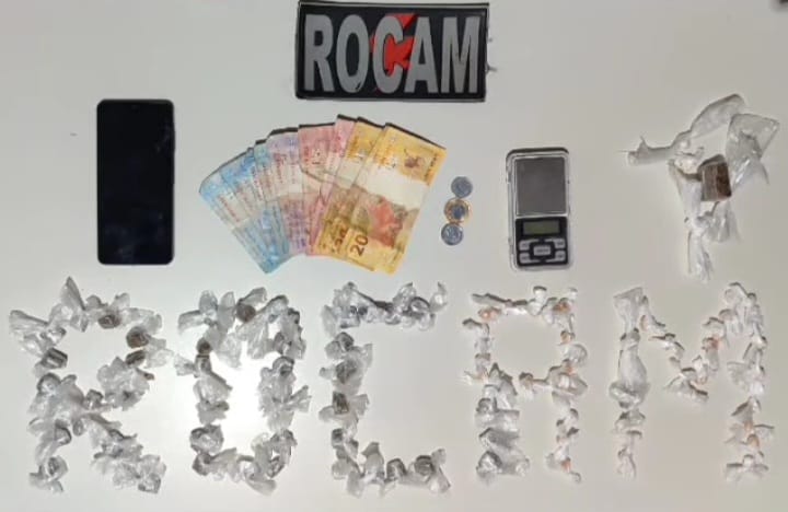 Polícia prende casal por tráfico de drogas no bairro Paroquial, em Picos