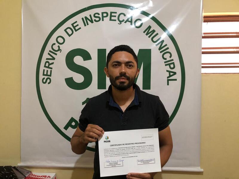 Prefeitura de Picos entrega mais um selo do Serviço de Inspeção Municipal (SIM)