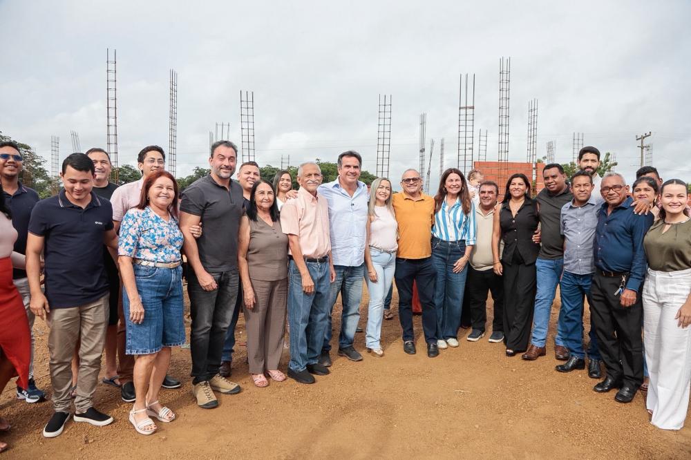 Em agenda em Olho D’Água do Piauí, Ciro Nogueira vistoria creche e reforça investimentos na saúde