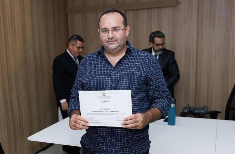 Vice-prefeito Davi do Zé Isaac assume Prefeitura de Barro Duro após licença de Elói Pereira