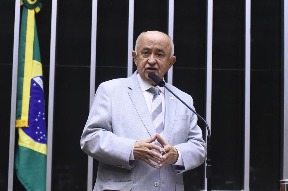AtlasIntel: Júlio César cresce na disputa ao Senado e registra a menor rejeição entre os principais candidatos