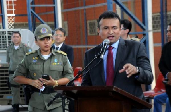 Emendas do Deputado Fábio Abreu entrega viaturas a cidade de Piripiri
