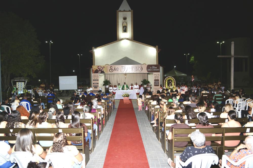 Missa campal marca primeira noite dos festejos de São Francisco das Chagas em Hugo Napoleão