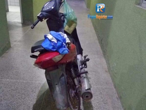 PM de Piripiri persegue assaltantes e recupera moto roubada