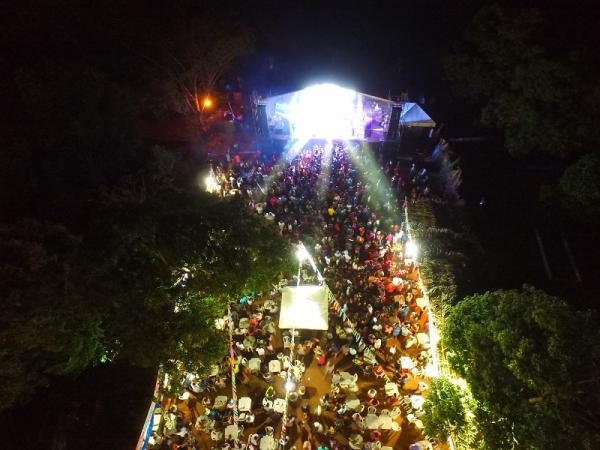 Festejo das Pedras: Farra da Gordinha reúne uma multidão na noite de sábado 21/07