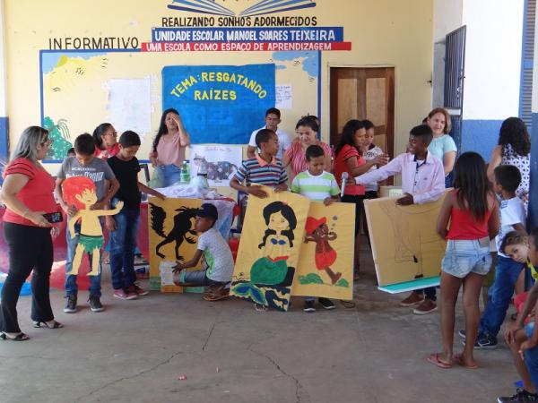 Anexo escolar Davina Veloso realiza projeto em alusão ao Dia do Folclore