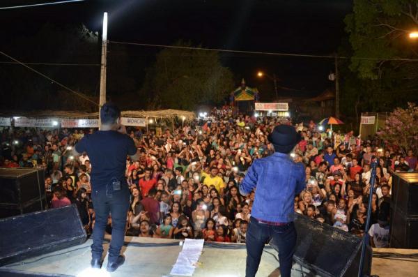 Meninos de Barão na comunidade Todos os Santos agita uma grande multidão