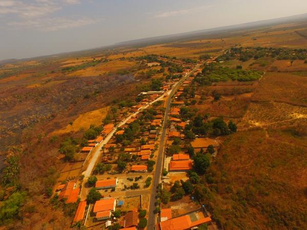 Povoado Pedras| Obra de pavimentação feita pelo Governo do Estado alcança quase 100% da comunidade