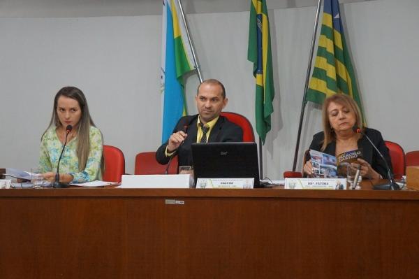 Câmara | Aprovado Projeto de Lei que trata do Plano de Carreira do Magistério Público em São Pedro do PI