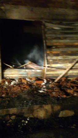 Incêndio em estofaria atinge residência e prédio em Picos