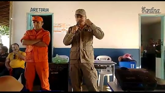Corpo de Bombeiros realiza palestra em escola na zona rural de Picos 