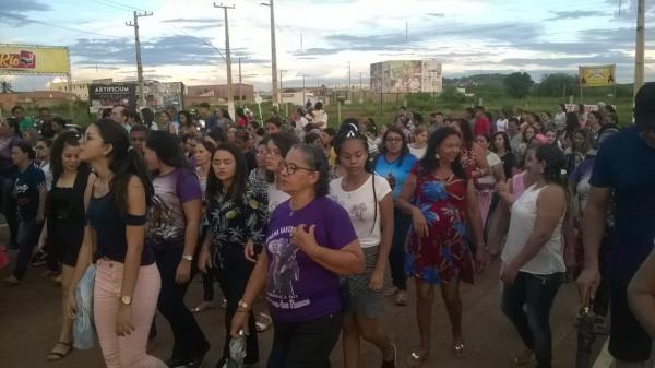 Milhares de Católicos participam da Procissão e missa de Bom Jesus dos Passos