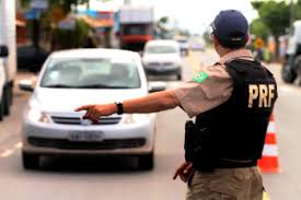 PRF intensifica fiscalização policial para acabar com rachas em Picos